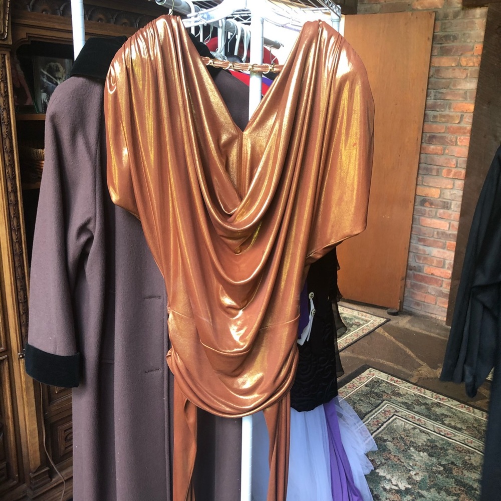 Frank Usher pant suit by Saks Fifth Avenue